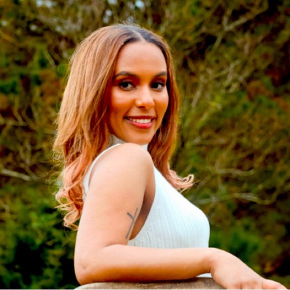 Meet your Posher, Rahel - Picture 1 of 1